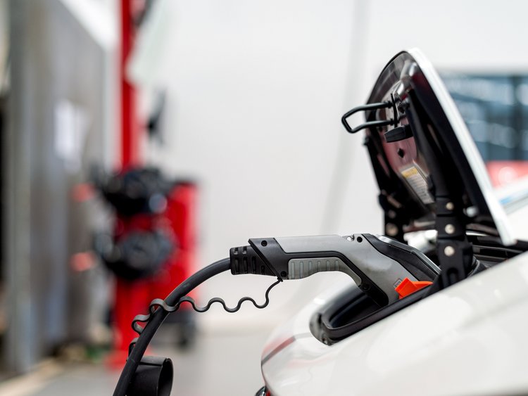 Chargeurs embarqués compacts pour une charge efficace dans le véhicule électrique